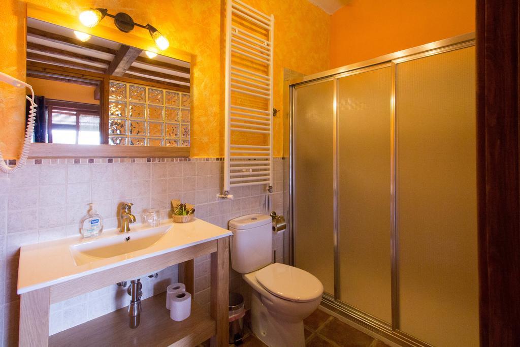 Casa Etxalde Guest House Camprodon Phòng bức ảnh